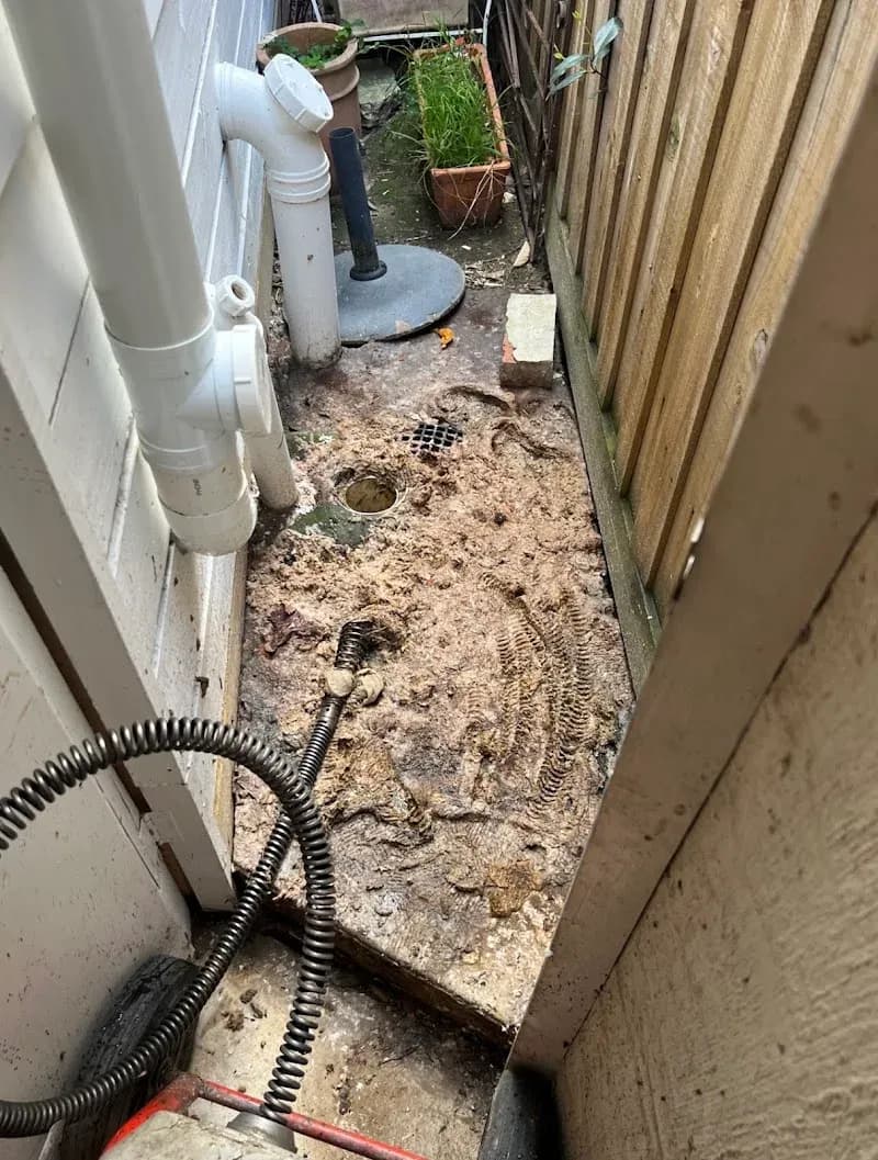 Emergency plumbing services